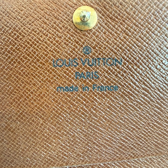 LOUIS VUITTON ‘Monogram Porte-Monnaie Tresor Wallet’ - Picture 8 of 12